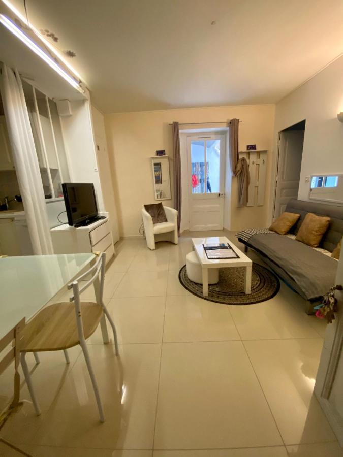 Appartement 2 Chambres - Suquet, Terrasse Et Parking Cannes Luaran gambar