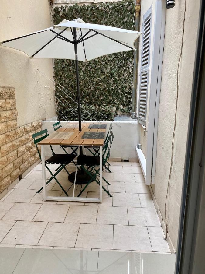 Appartement 2 Chambres - Suquet, Terrasse Et Parking Cannes Luaran gambar