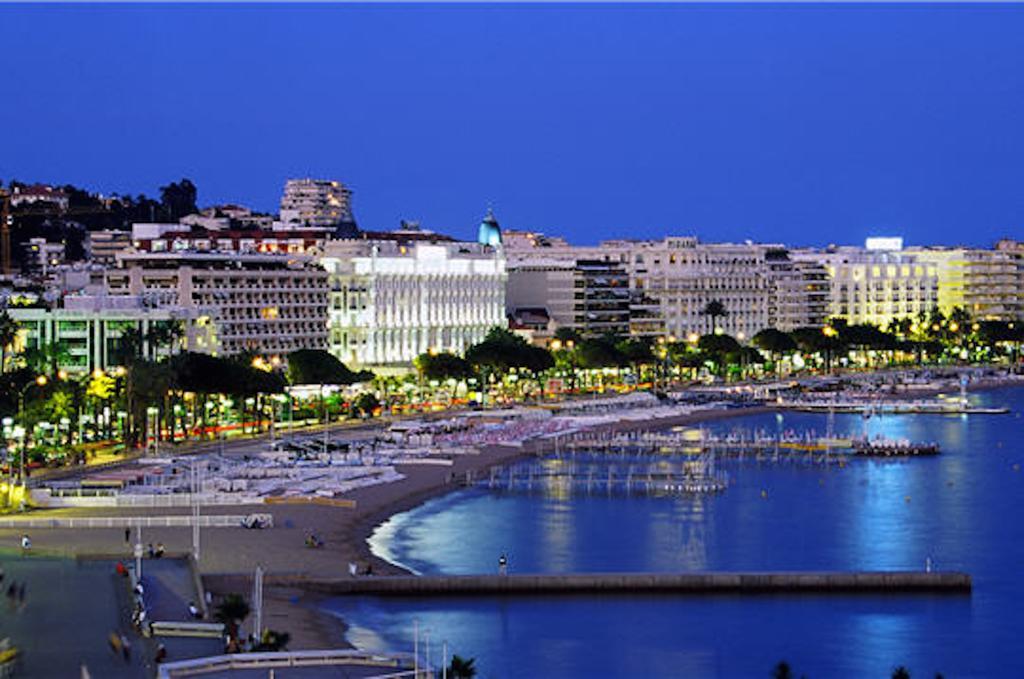 Appartement 2 Chambres - Suquet, Terrasse Et Parking Cannes Luaran gambar